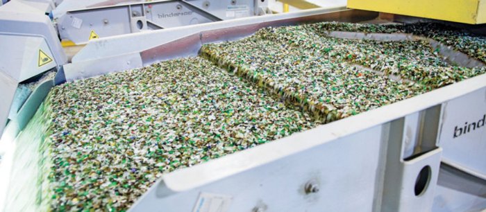 4 Types of Glass and How to Recycle Them