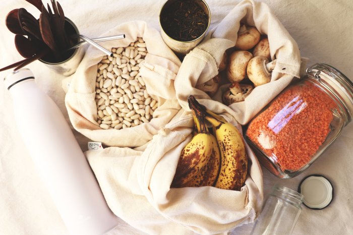 25 Easy Ways to Reduce Waste and Live More Sustainably